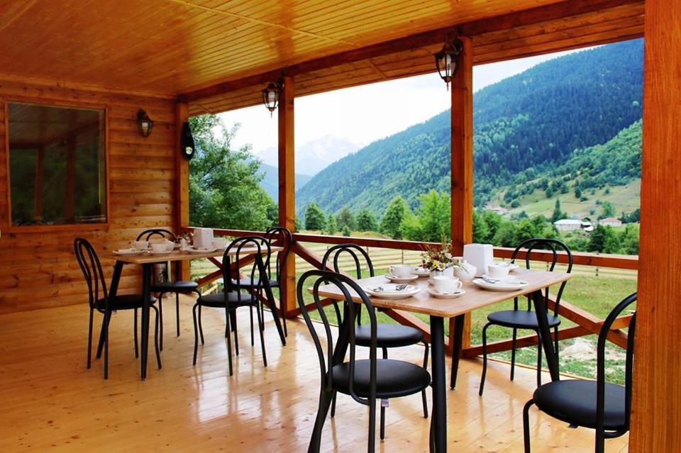 Hotel Ushba Hill ميستيا المظهر الخارجي الصورة
